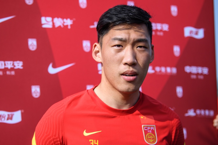 北青體育：朱辰杰是否以“面具人”形象出戰(zhàn)18強賽，仍需多方溝通