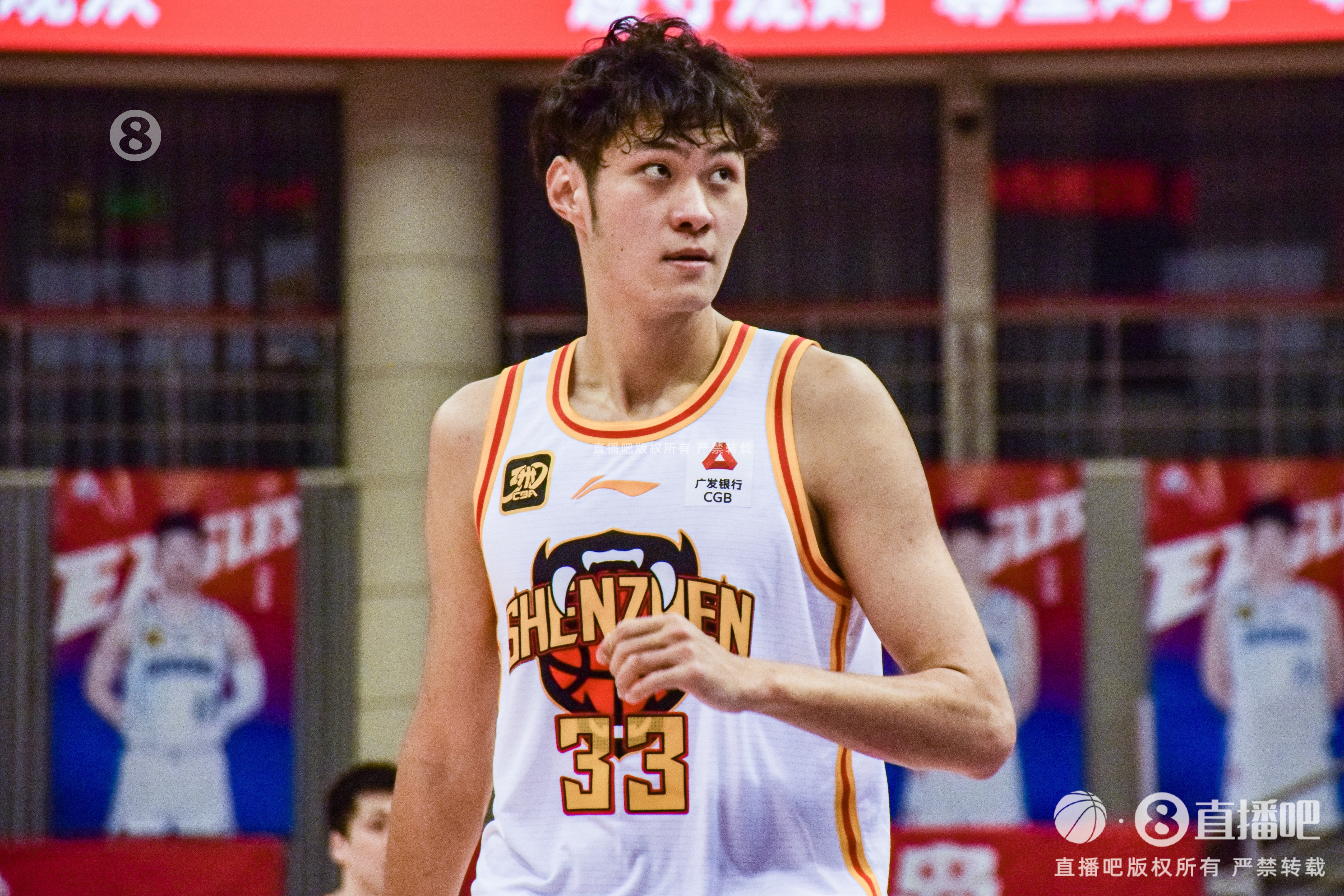 苦戰(zhàn)44分鐘！王浩然16中8拿到22分6板7助 正負值-20